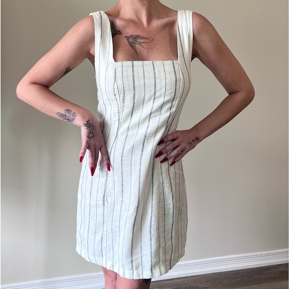 Linen Summer Dress. Worn Twice. Has Stripes. - Picture 1 of 8